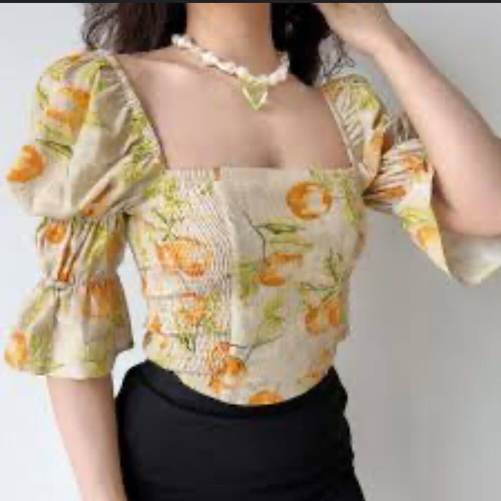 NWT Urban Outfitters Smocked Citrus Crop Top Juliet Sleeves Size XS / S